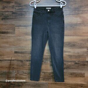 Madewell Jeans 27 Curvy Roadtripper Crop Supersoft Ashmont Wash MB367 Stretch